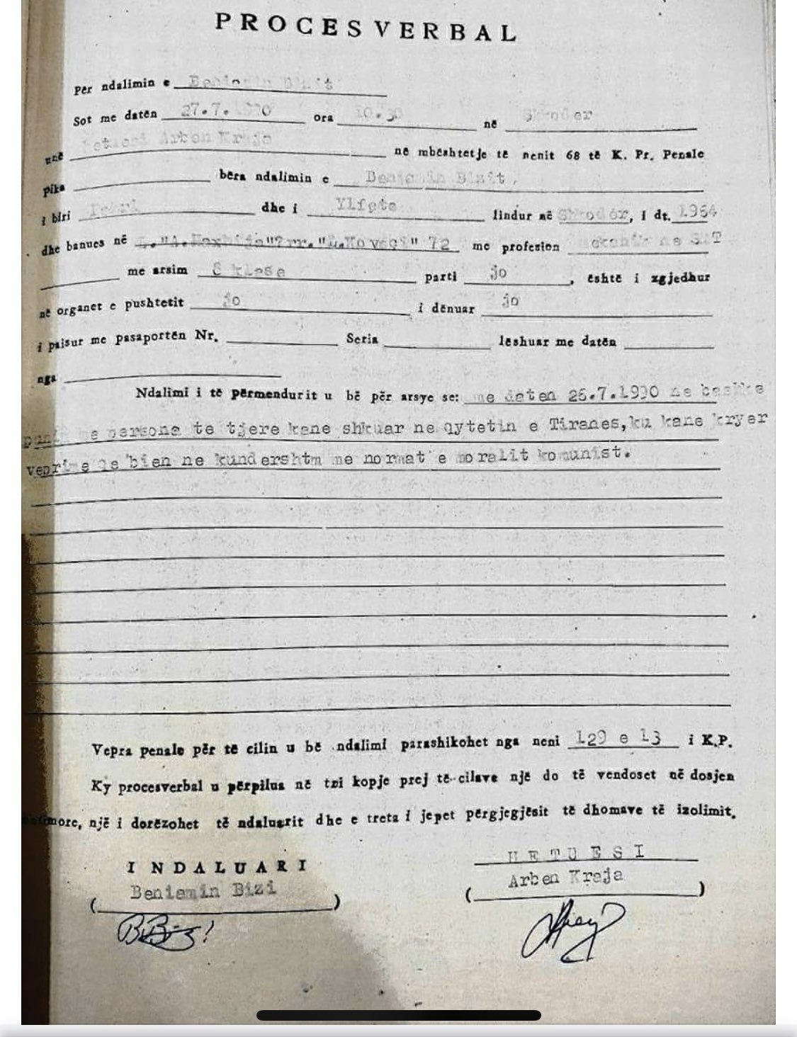 The return of the dictator's servants