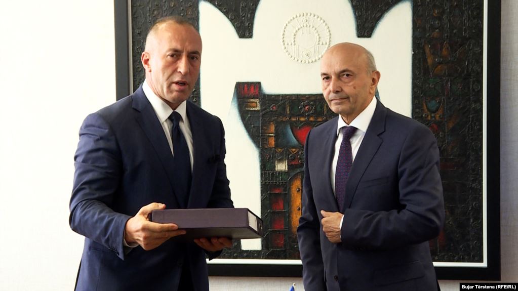 Two Parties Sign Coalition Deal For New Kosovo Government