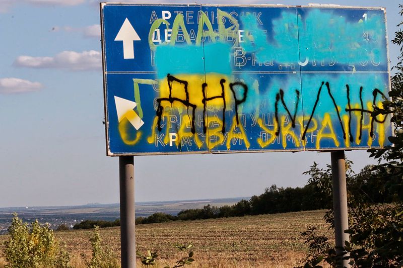 Russia, US: A tacit deal Over The Donbass